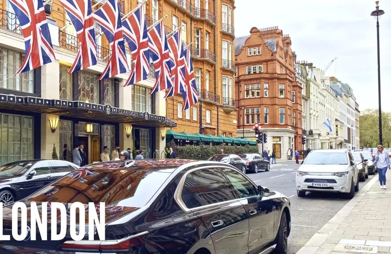 A Luxurious Walk through Mayfair: Exploring the Heart of London's Affluent District